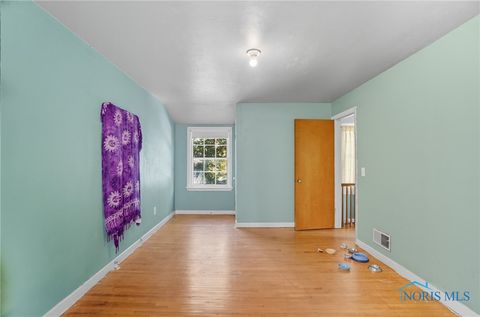 Tiny photo for 2940 Powhattan Parkway, Toledo, OH 43606 (MLS # 6135835)