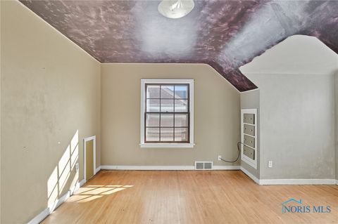 Tiny photo for 2940 Powhattan Parkway, Toledo, OH 43606 (MLS # 6135835)