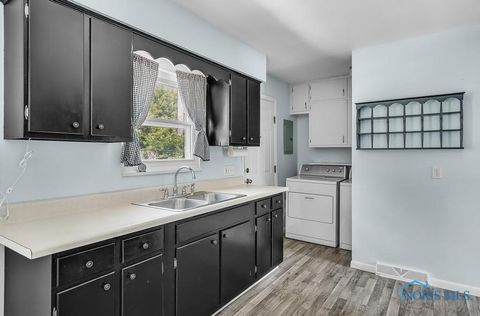 Tiny photo for 5022 Stengel Avenue, Toledo, OH 43614 (MLS # 6136725)