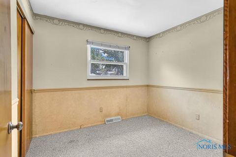 Tiny photo for 5022 Stengel Avenue, Toledo, OH 43614 (MLS # 6136725)