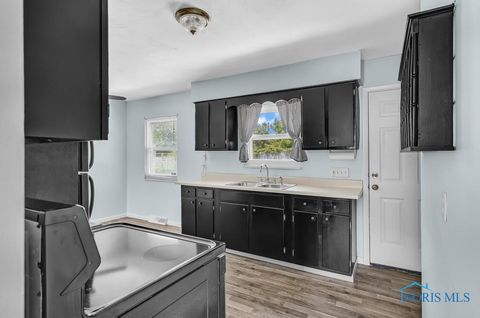 Tiny photo for 5022 Stengel Avenue, Toledo, OH 43614 (MLS # 6136725)