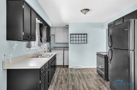 Tiny photo for 5022 Stengel Avenue, Toledo, OH 43614 (MLS # 6136725)
