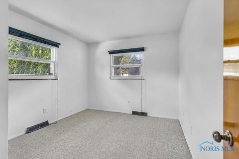 Tiny photo for 5022 Stengel Avenue, Toledo, OH 43614 (MLS # 6136725)