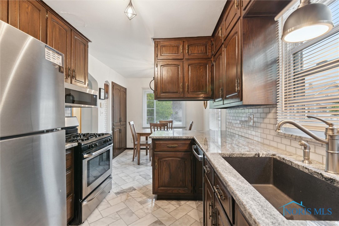 931 Willow Avenue, Toledo, Ohio image 26