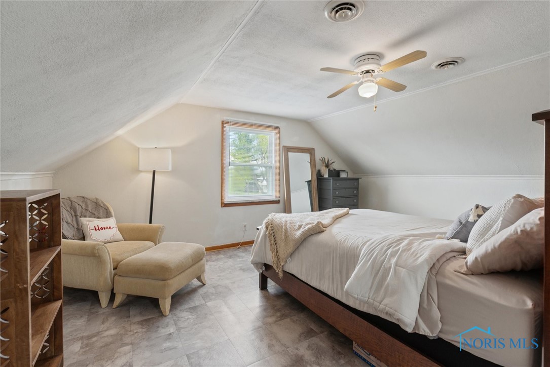931 Willow Avenue, Toledo, Ohio image 35