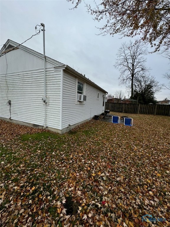 724 1/2 S Summit Street, Bowling Green, Ohio image 9