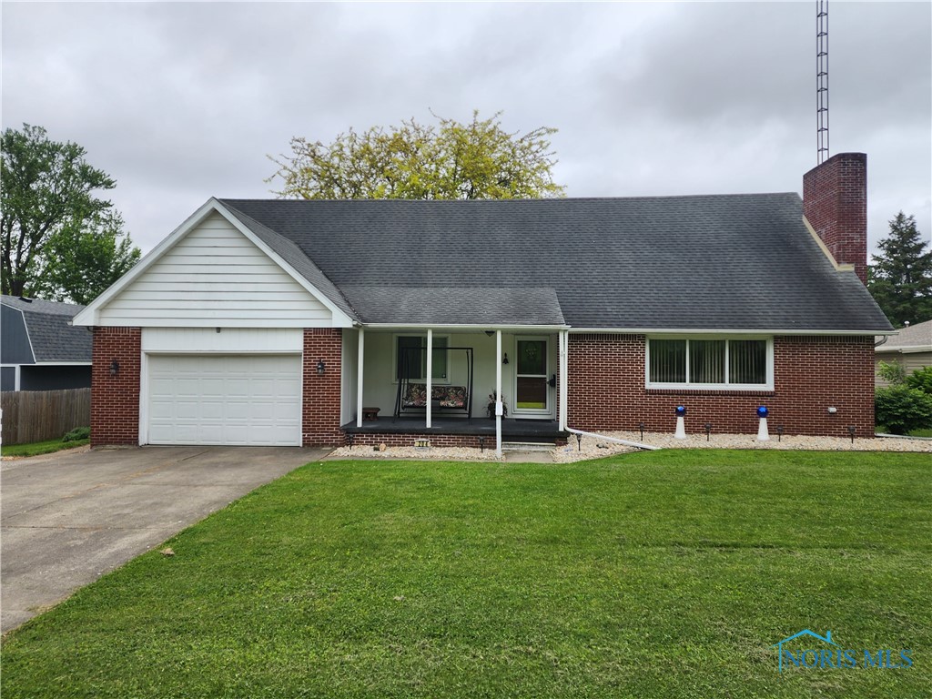 204 W School Street, Napoleon, Ohio image 2