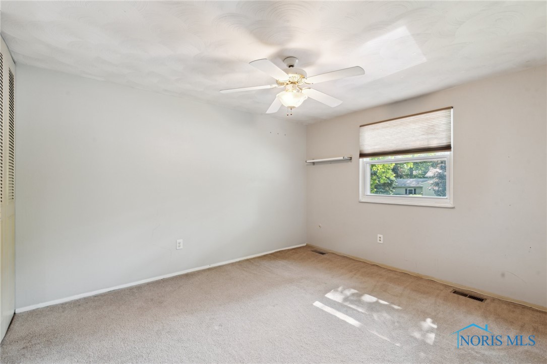 2628 Fairbanks Avenue, Toledo, Ohio image 12