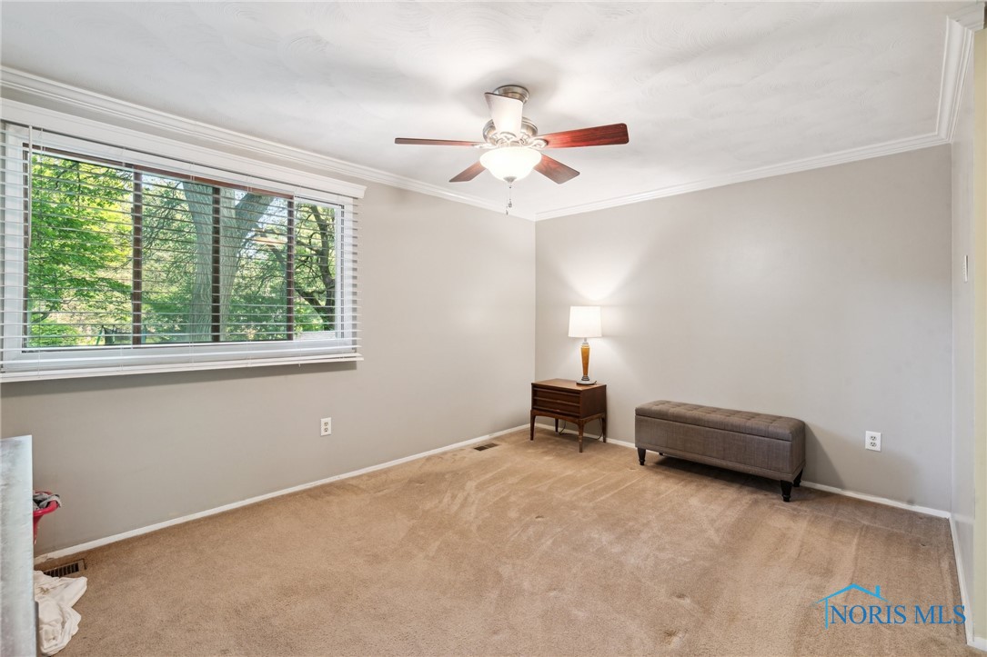 2628 Fairbanks Avenue, Toledo, Ohio image 10