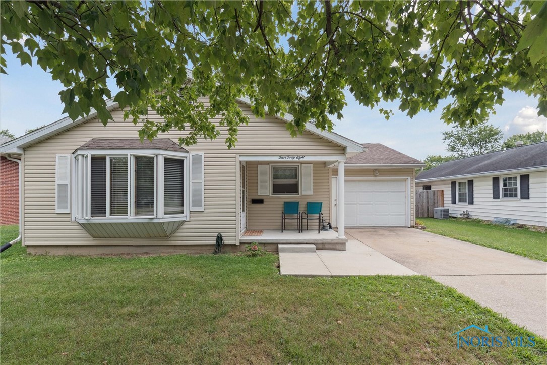 448 Dwight Avenue