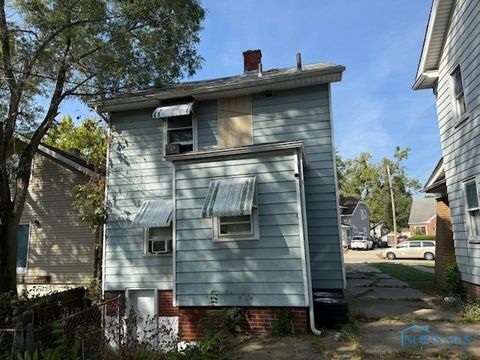 Tiny photo for 531 Shasta Drive, Toledo, OH 43609 (MLS # 6136124)