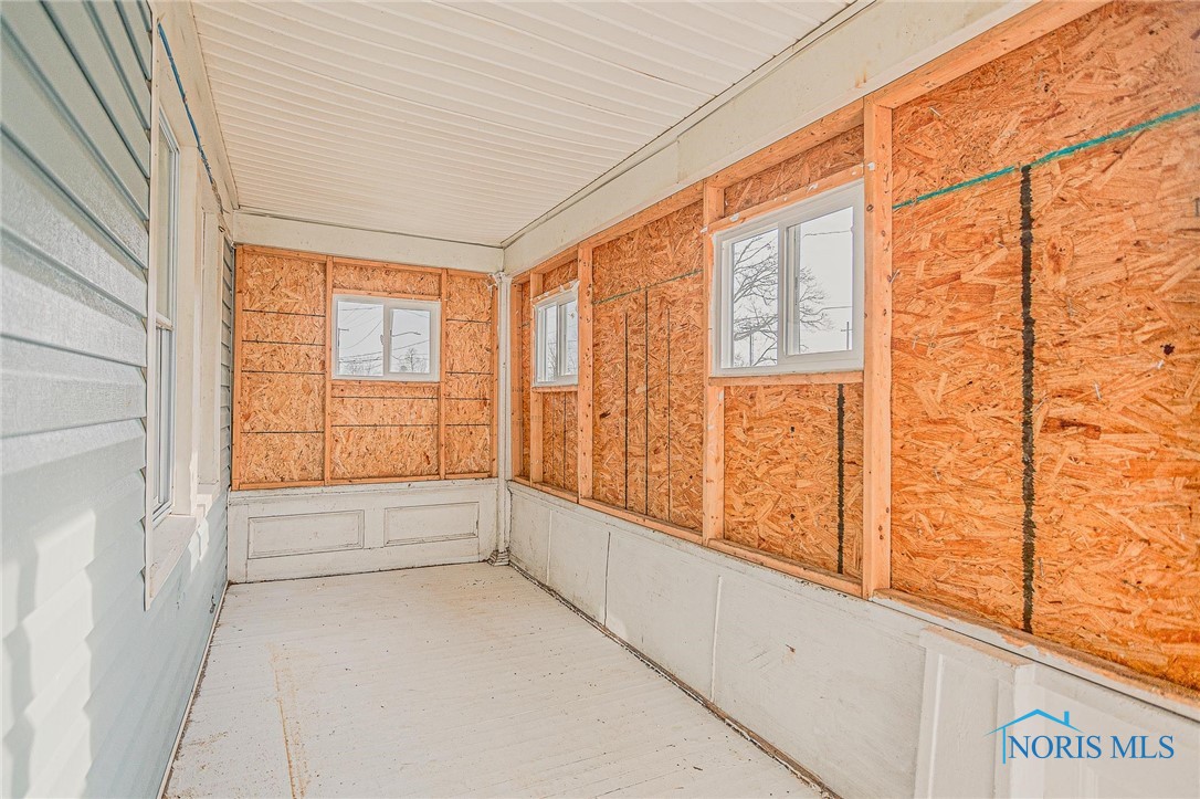 1110 Montrose Avenue, Toledo, Ohio image 17