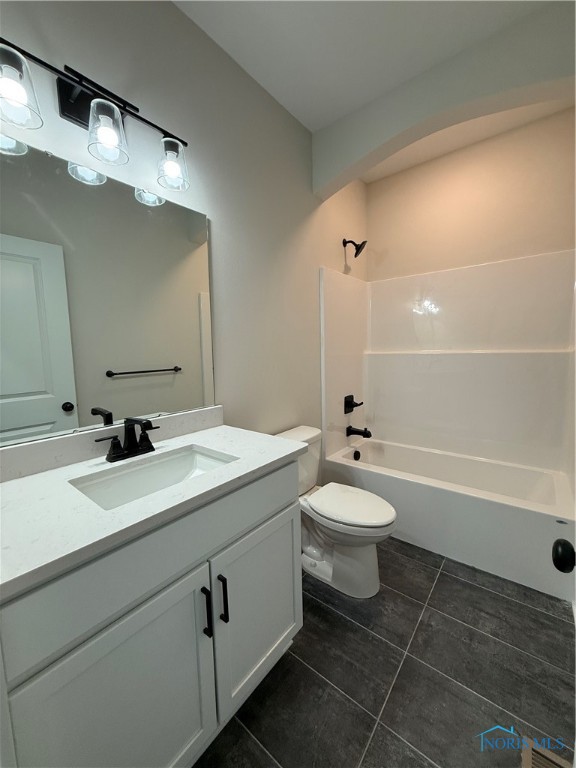 670 Ridge Lake Court, Perrysburg, Ohio image 4