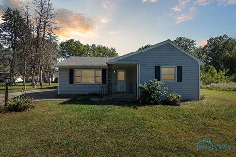 Tiny photo for 3010 Elmwood Drive, Sylvania, OH 43560 (MLS # 6136592)