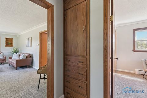 Tiny photo for 3010 Elmwood Drive, Sylvania, OH 43560 (MLS # 6136592)