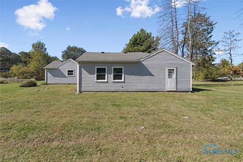 Tiny photo for 3010 Elmwood Drive, Sylvania, OH 43560 (MLS # 6136592)