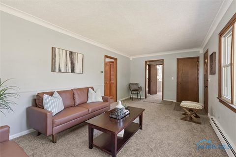 Tiny photo for 3010 Elmwood Drive, Sylvania, OH 43560 (MLS # 6136592)