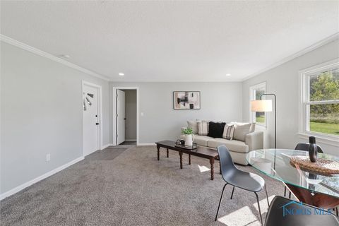 Tiny photo for 3010 Elmwood Drive, Sylvania, OH 43560 (MLS # 6136592)