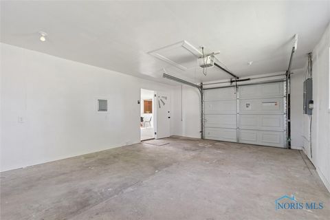 Tiny photo for 3010 Elmwood Drive, Sylvania, OH 43560 (MLS # 6136592)