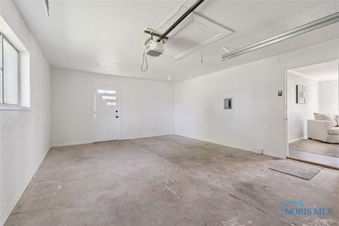 Tiny photo for 3010 Elmwood Drive, Sylvania, OH 43560 (MLS # 6136592)