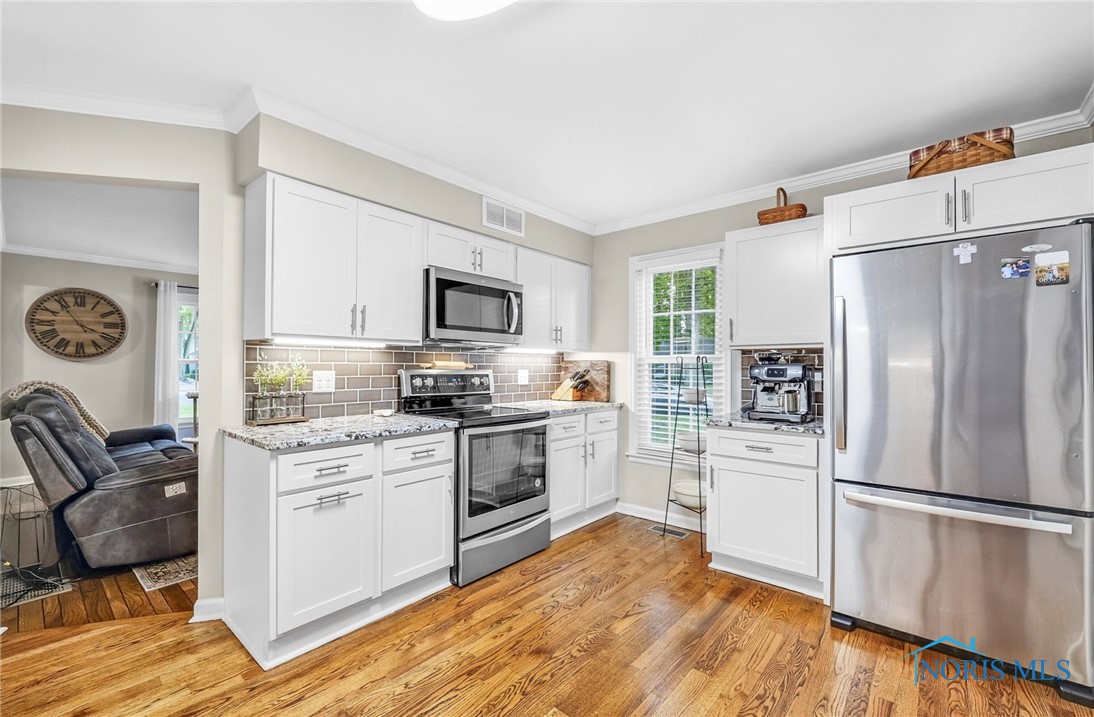 524 Sutton Place, Findlay, Ohio image 10