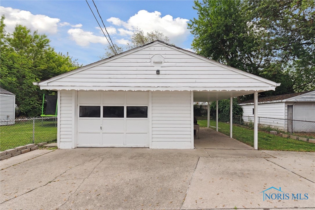 4350 Caroline Avenue, Toledo, Ohio image 38