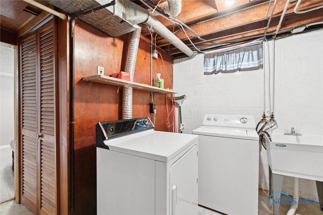 4350 Caroline Avenue, Toledo, Ohio image 30