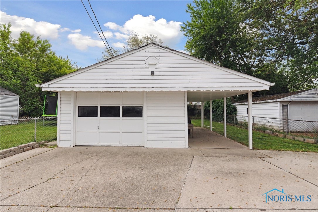 4350 Caroline Avenue, Toledo, Ohio image 35