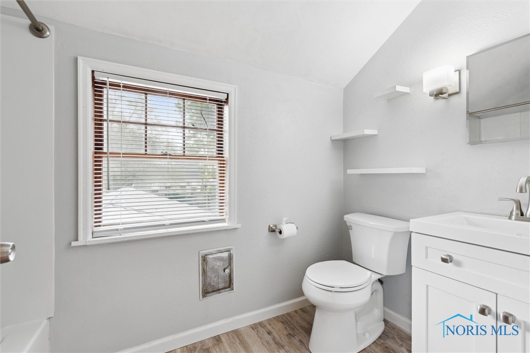 4350 Caroline Avenue, Toledo, Ohio image 18