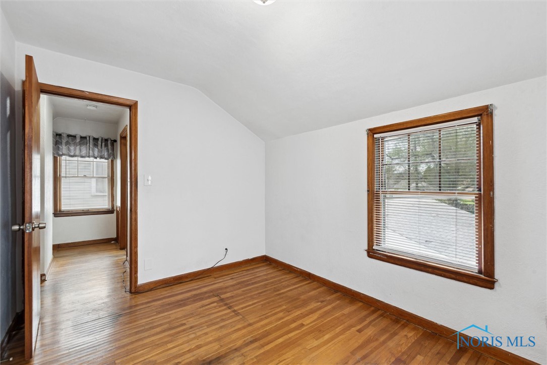 4350 Caroline Avenue, Toledo, Ohio image 17
