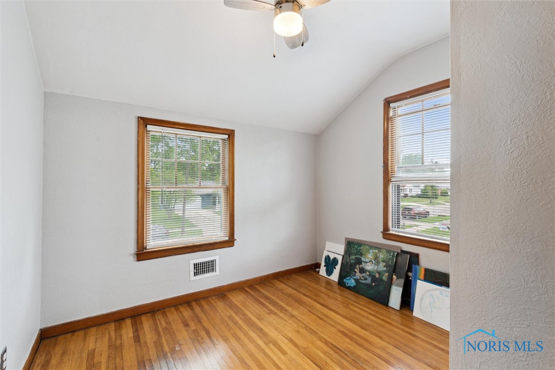 4350 Caroline Avenue, Toledo, Ohio image 23