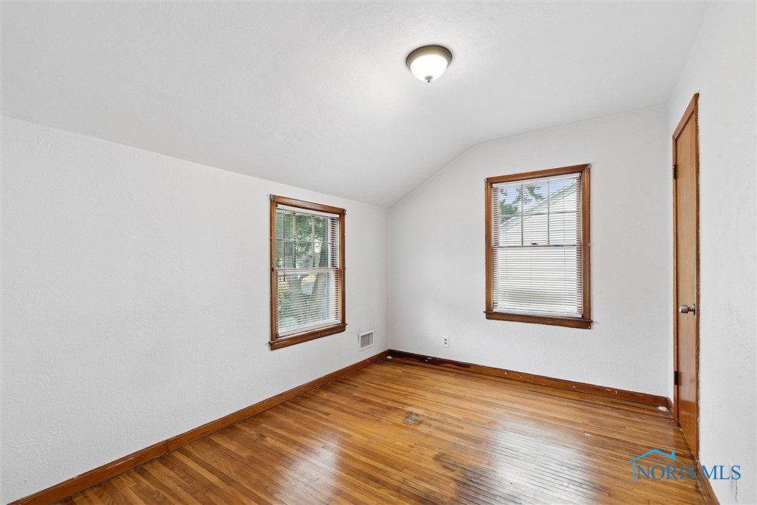 4350 Caroline Avenue, Toledo, Ohio image 16