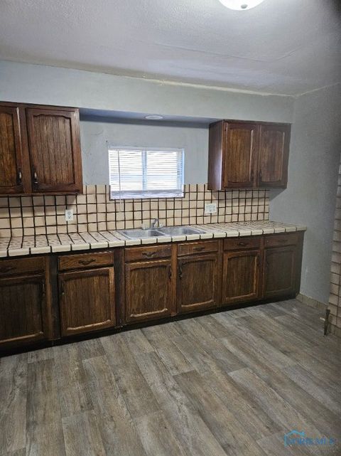 Tiny photo for 923 Stillman Street, Toledo, OH 43605 (MLS # 6136740)