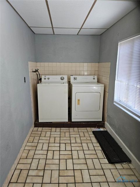 Tiny photo for 923 Stillman Street, Toledo, OH 43605 (MLS # 6136740)