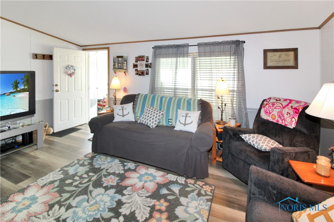 1660 N Compass Avenue, Port Clinton, Ohio image 21