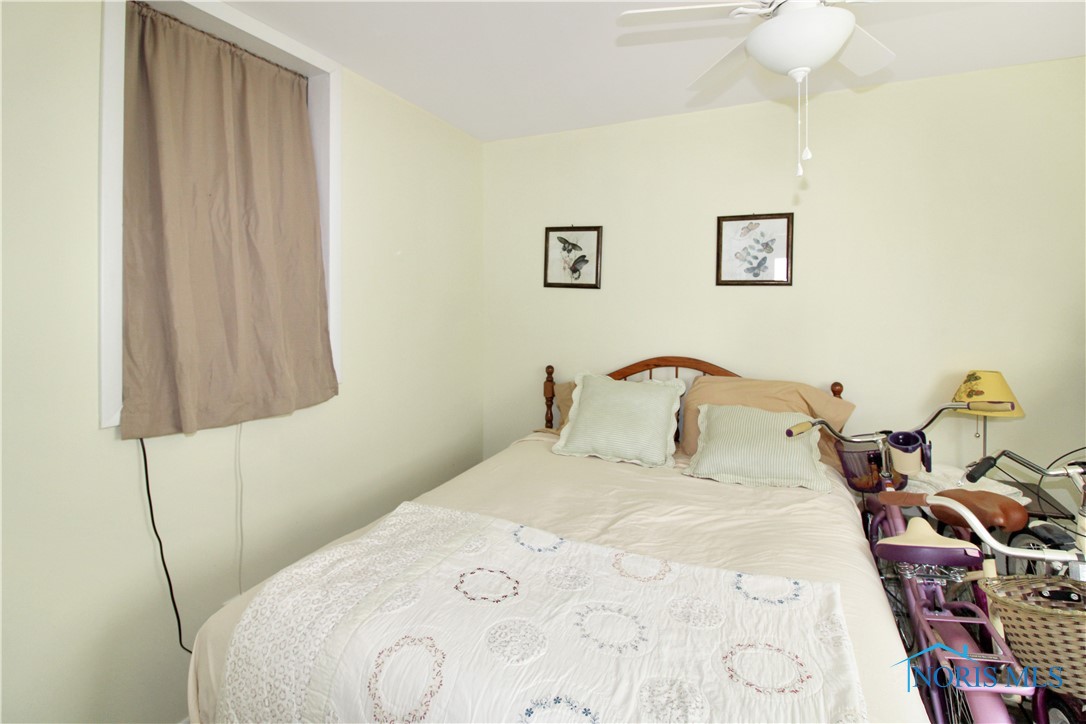 1660 N Compass Avenue, Port Clinton, Ohio image 30