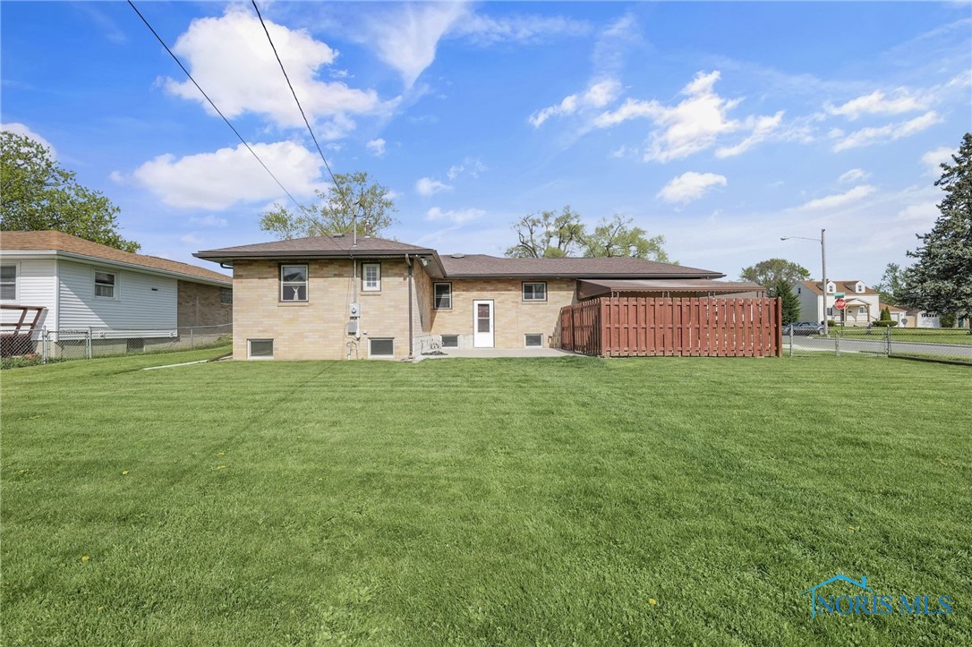 1930 Geffs Avenue, Findlay, Ohio image 5