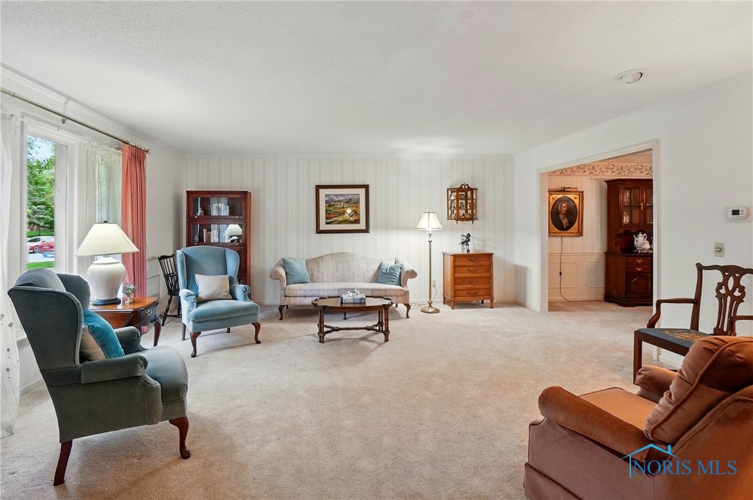 5338 Radcliffe Road, Sylvania, Ohio image 4