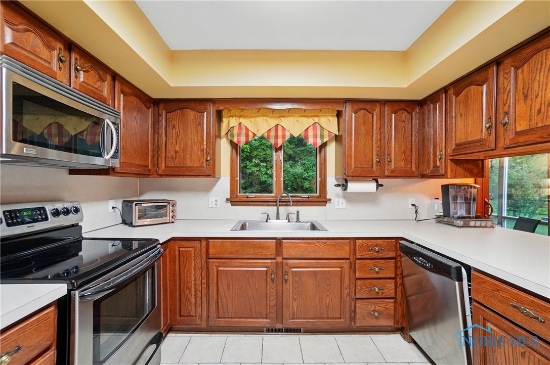 5338 Radcliffe Road, Sylvania, Ohio image 12