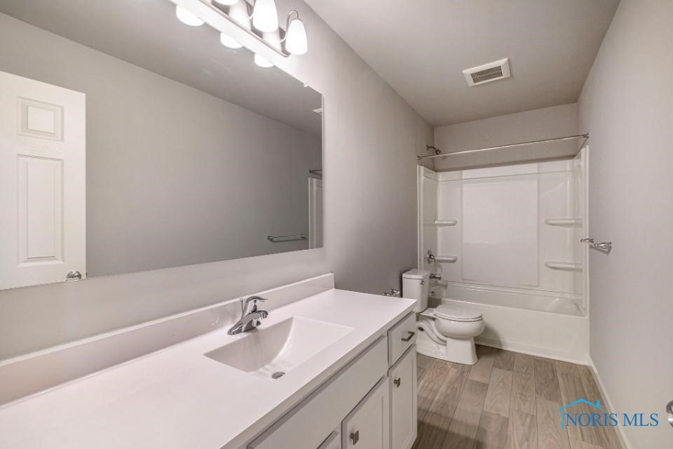 1113 Clairmont Avenue, Napoleon, Ohio image 16