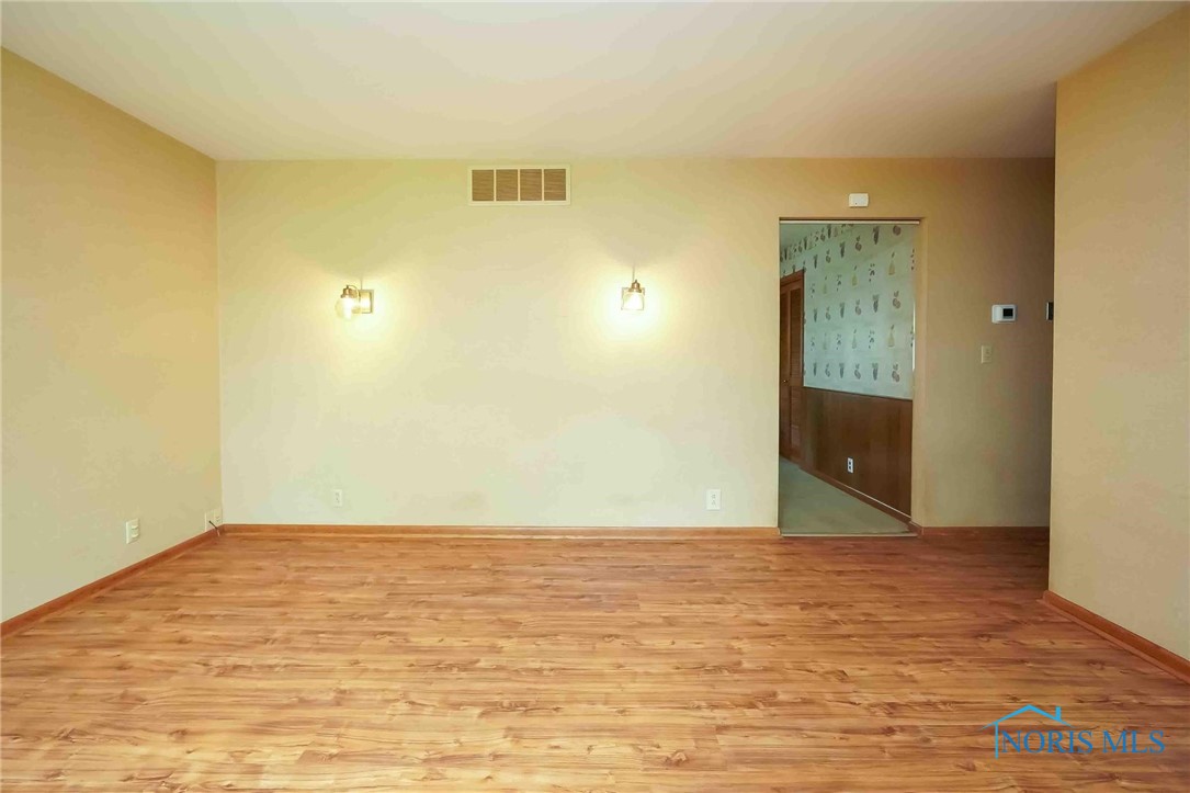 2021 Knollwood Drive, Findlay, Ohio image 4