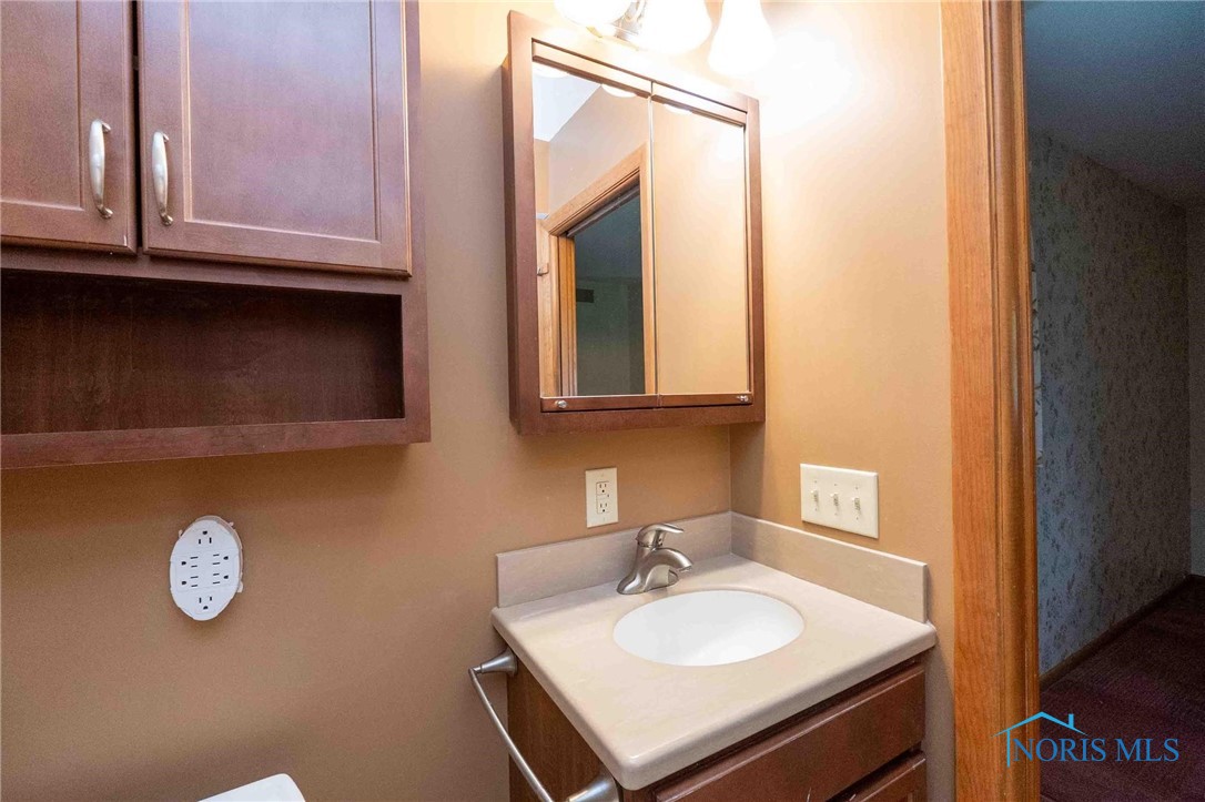 2021 Knollwood Drive, Findlay, Ohio image 22