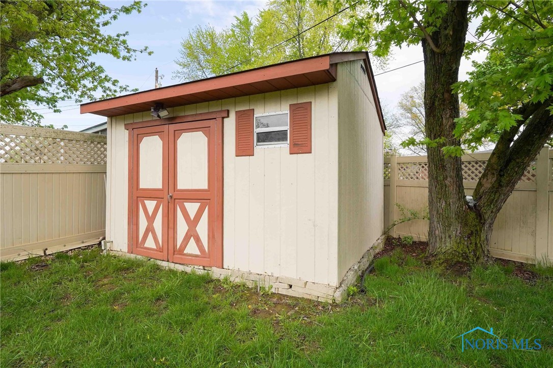 2021 Knollwood Drive, Findlay, Ohio image 41