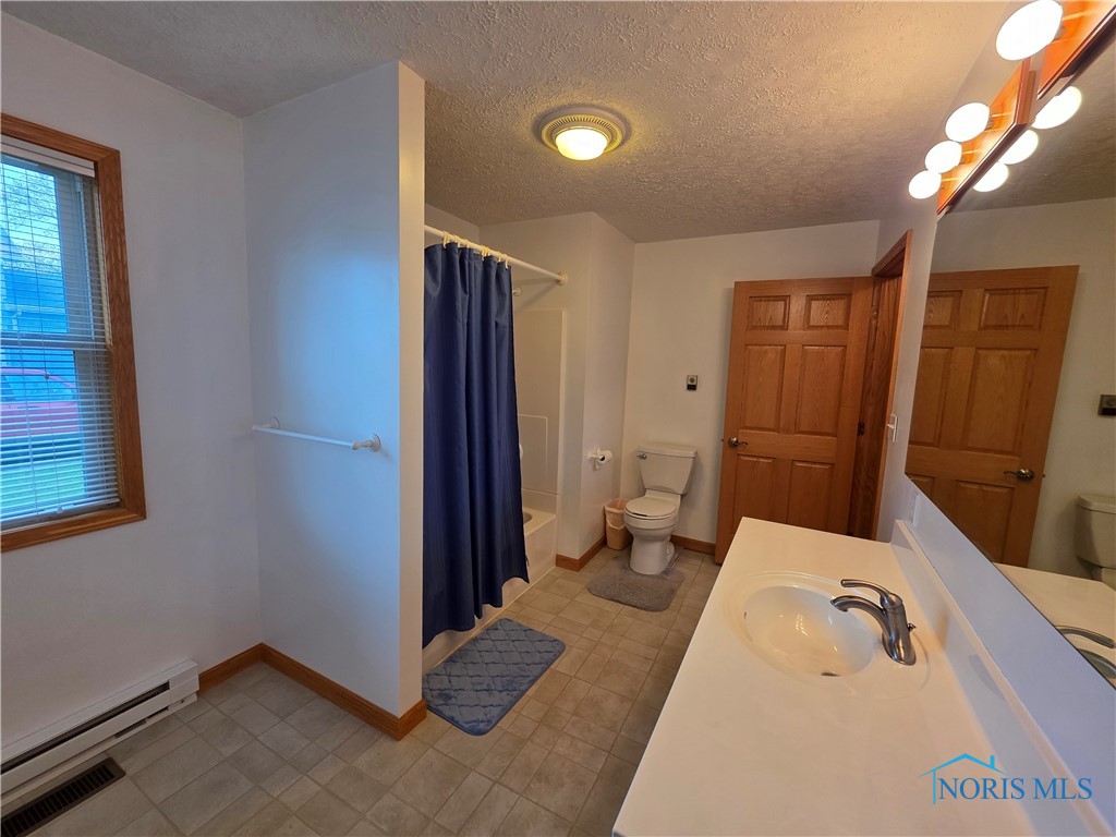 404 W Sugar Street, Leipsic, Ohio image 14