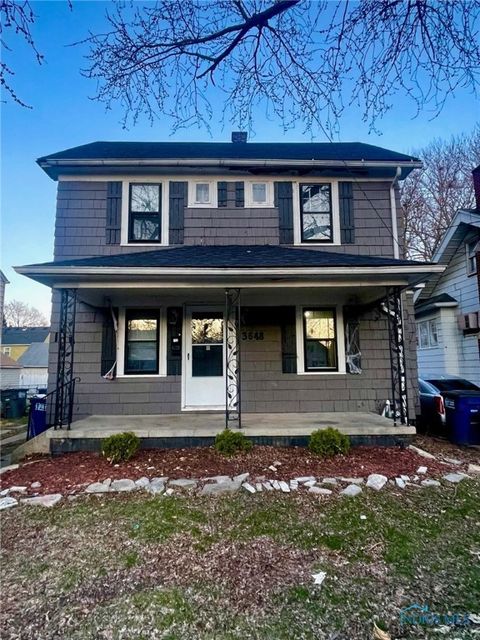 Photo for 3648 Almeda Drive
