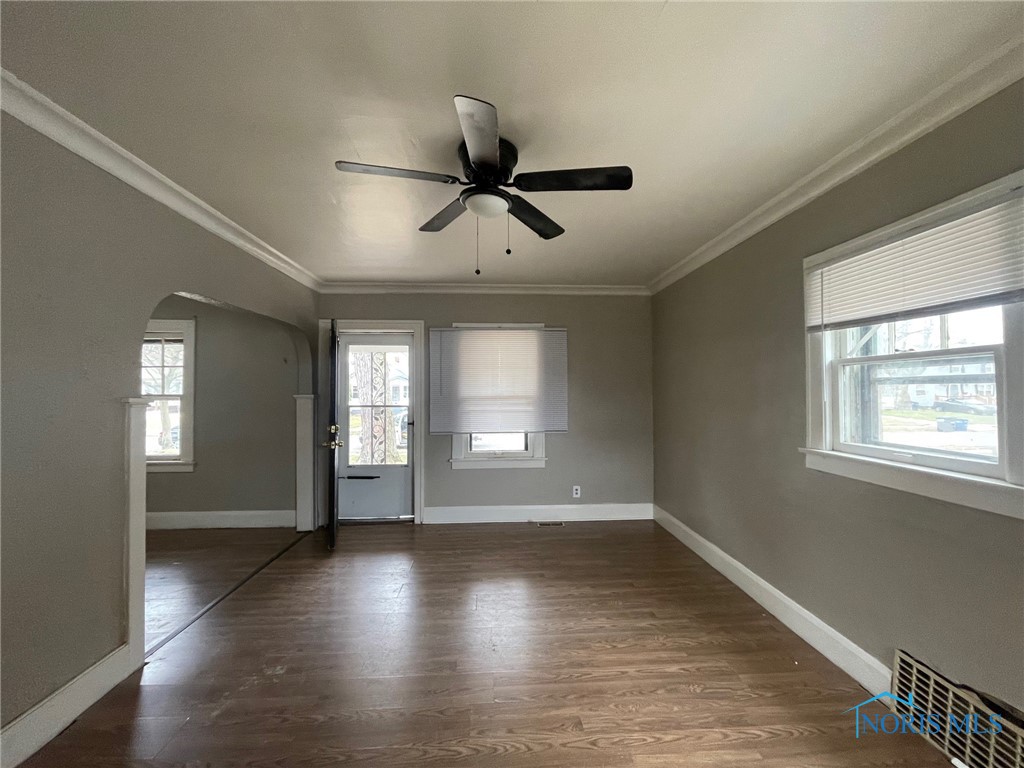 3648 Almeda Drive, Toledo, Ohio image 2