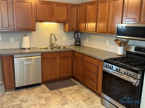 Tiny photo for 6205 Windamar Road, Toledo, OH 43611 (MLS # 6136625)