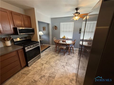 Tiny photo for 6205 Windamar Road, Toledo, OH 43611 (MLS # 6136625)