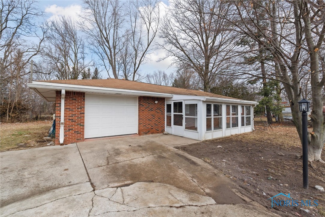922 Park Street, Napoleon, Ohio image 1