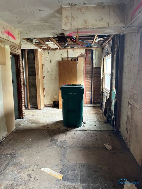Tiny photo for 2432 Rochester Place, Northwood, OH 43619 (MLS # 6136214)
